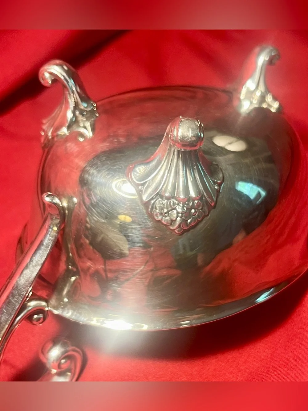 1847 “Eternally Yours” Collection HERITAGE Roger’s Bros Silver Plate Gravy Boat